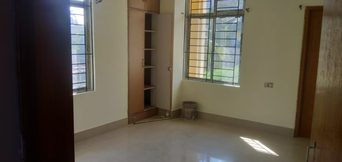 Semi Furnished 3bhk in New Sarania, Guwahati, Assam, India for Rent